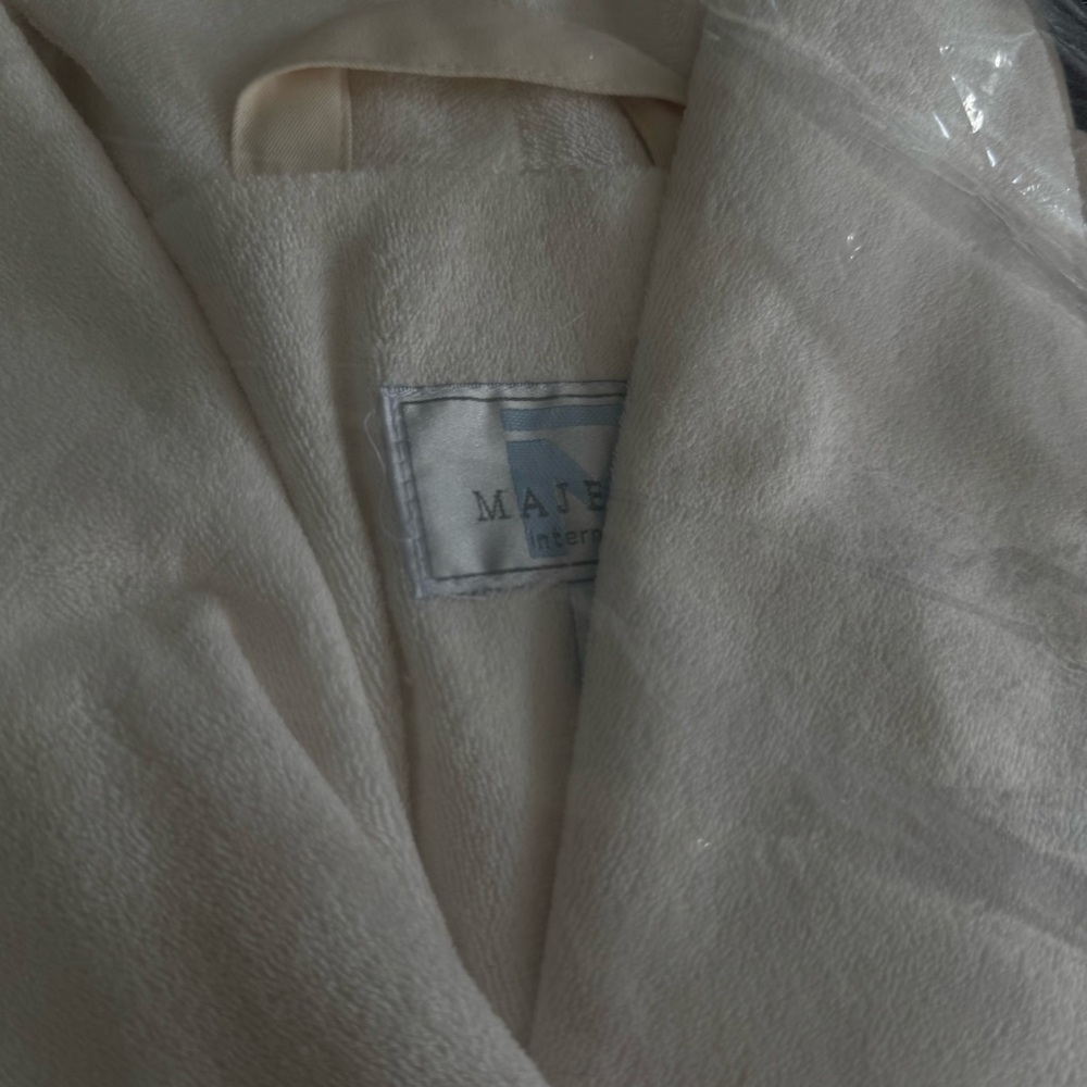Maje Princess Cruise Lotus Spa Robe Cream Textured Luxury Resort Bathrobe Unisex - Picture 3 of 12
